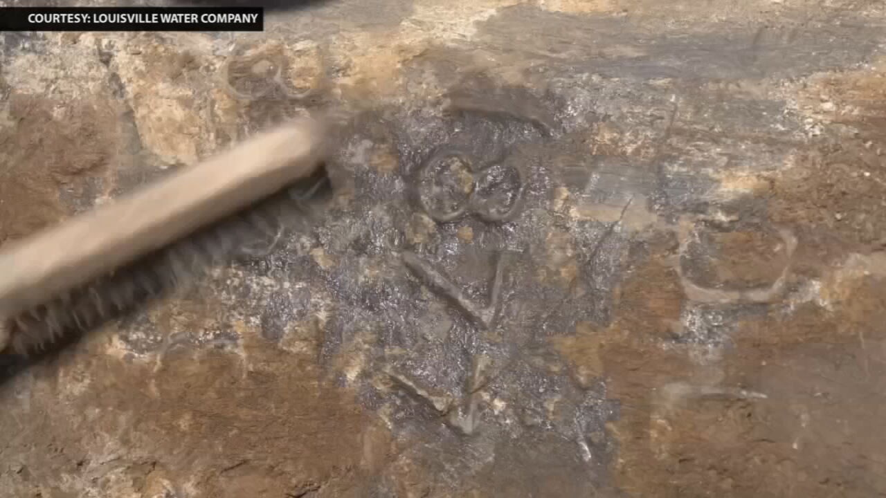 1877 Water Pipe